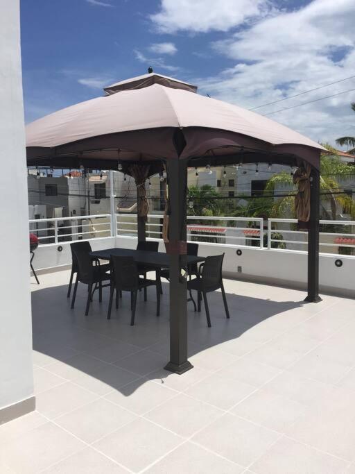 Villa Casa Monik, A Dos Pasos De La Playa Cancún Esterno foto
