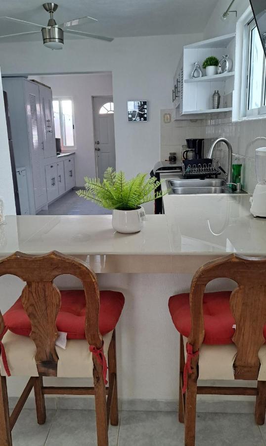 Villa Casa Monik, A Dos Pasos De La Playa Cancún Esterno foto