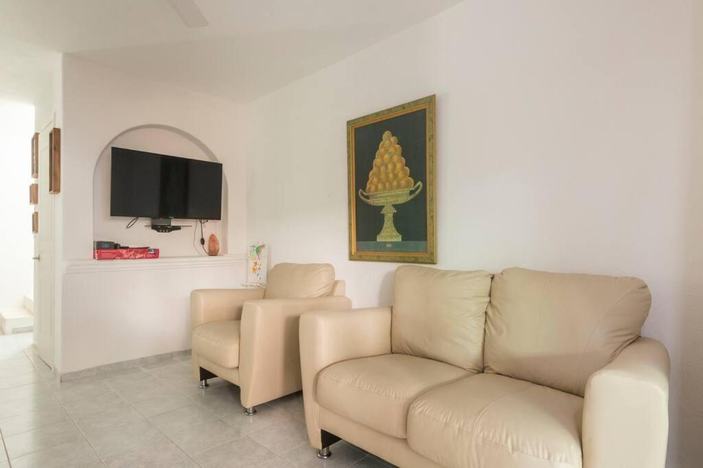 Villa Casa Monik, A Dos Pasos De La Playa Cancún Esterno foto