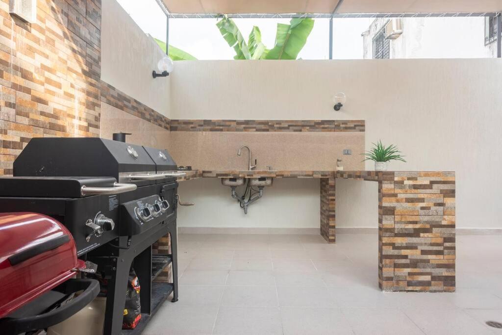 Villa Casa Monik, A Dos Pasos De La Playa Cancún Esterno foto